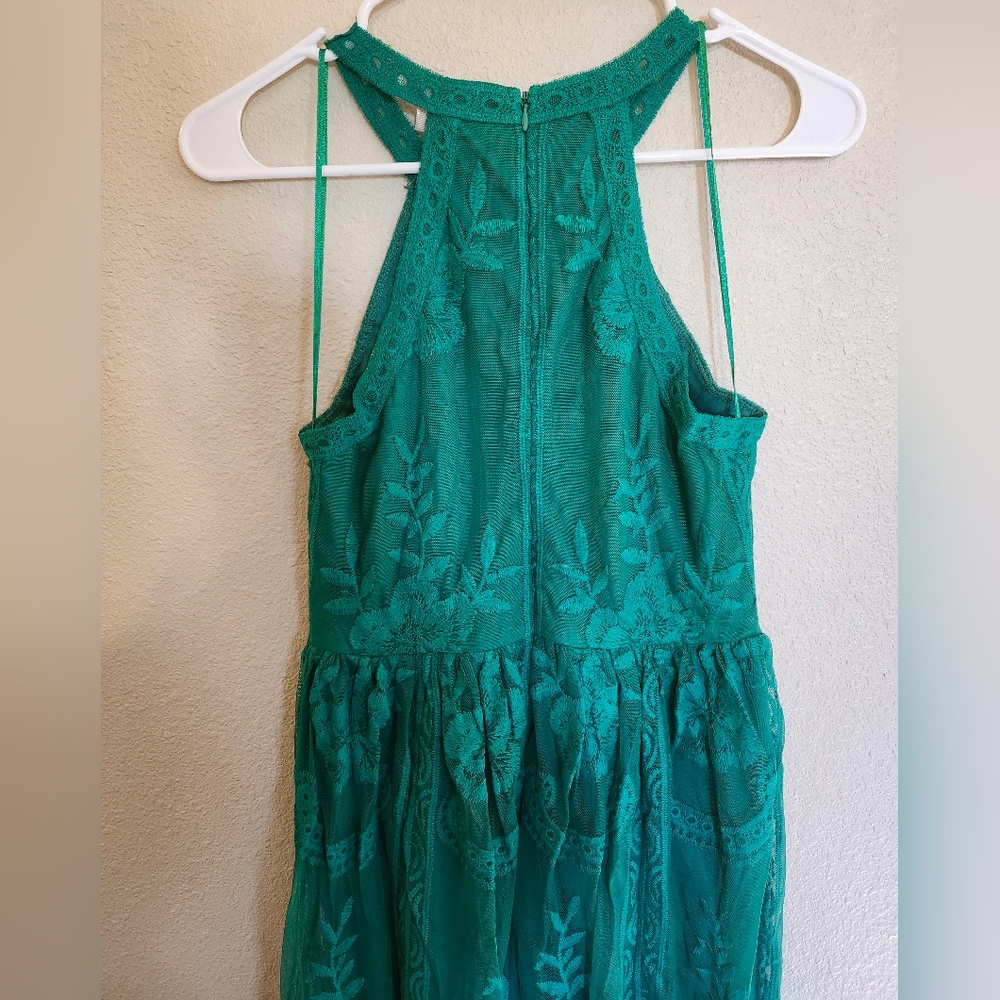 Emerald City Elegant Green Halter Maxi Dress Prom Special Occasion Dress Up - Picture 3 of 4